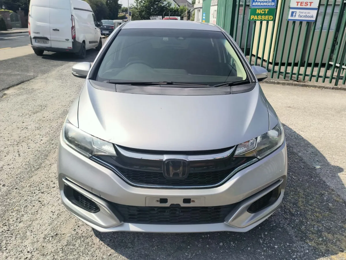 Honda Fit Petrol Hybrid 1.5 - Image 2