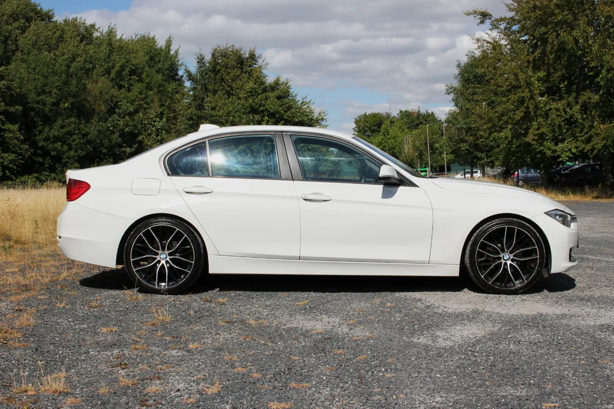 BMW 320D SPORT+ Eff Dyn***DEPOSIT TAKEN*** - Image 4