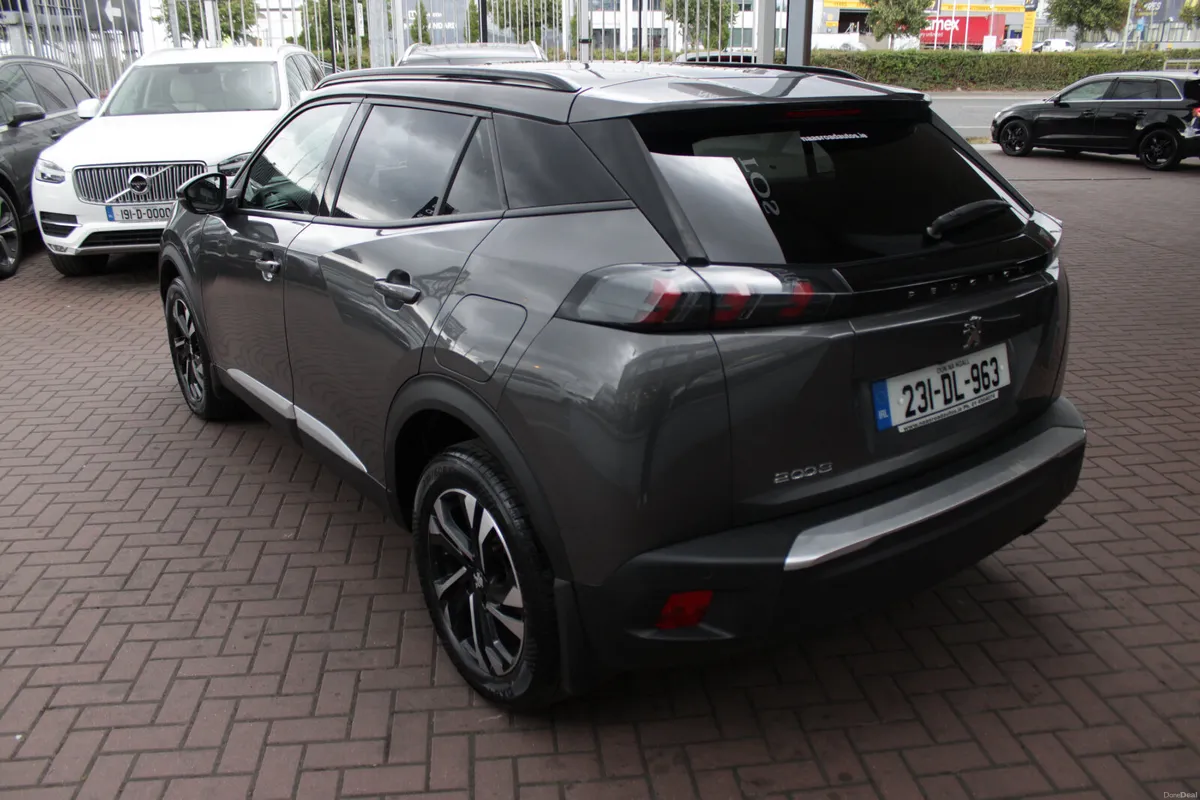 2023 PEUGEOT 2008 1.2 PURETECH ALLURE 100HP - Image 6