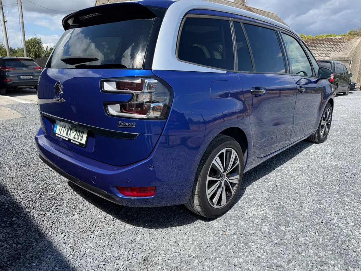 Citroen C4 1.6 Diesel 7 Seater - Image 4