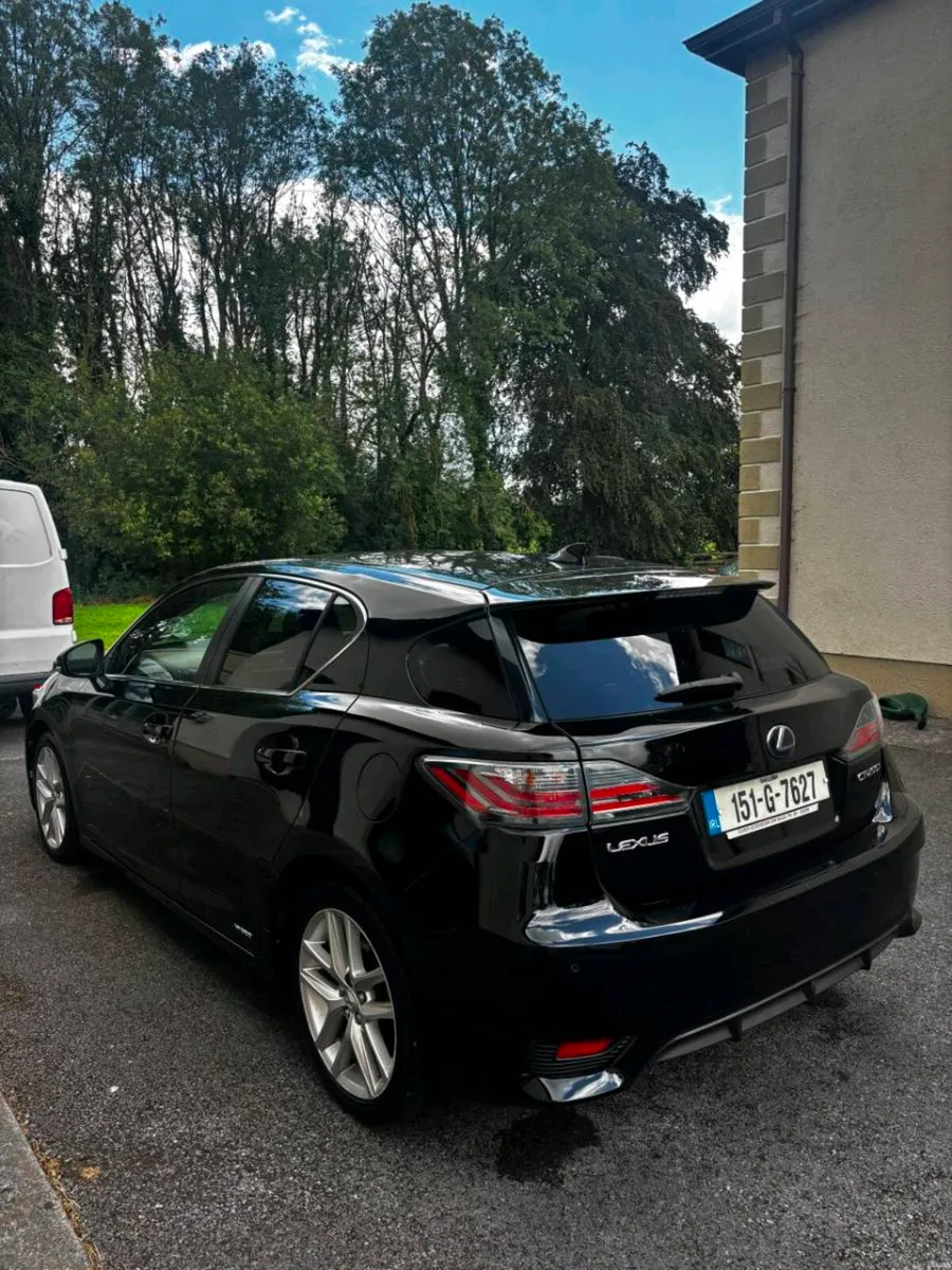 151 LEXUS  CT200 HYBRID. - Image 2