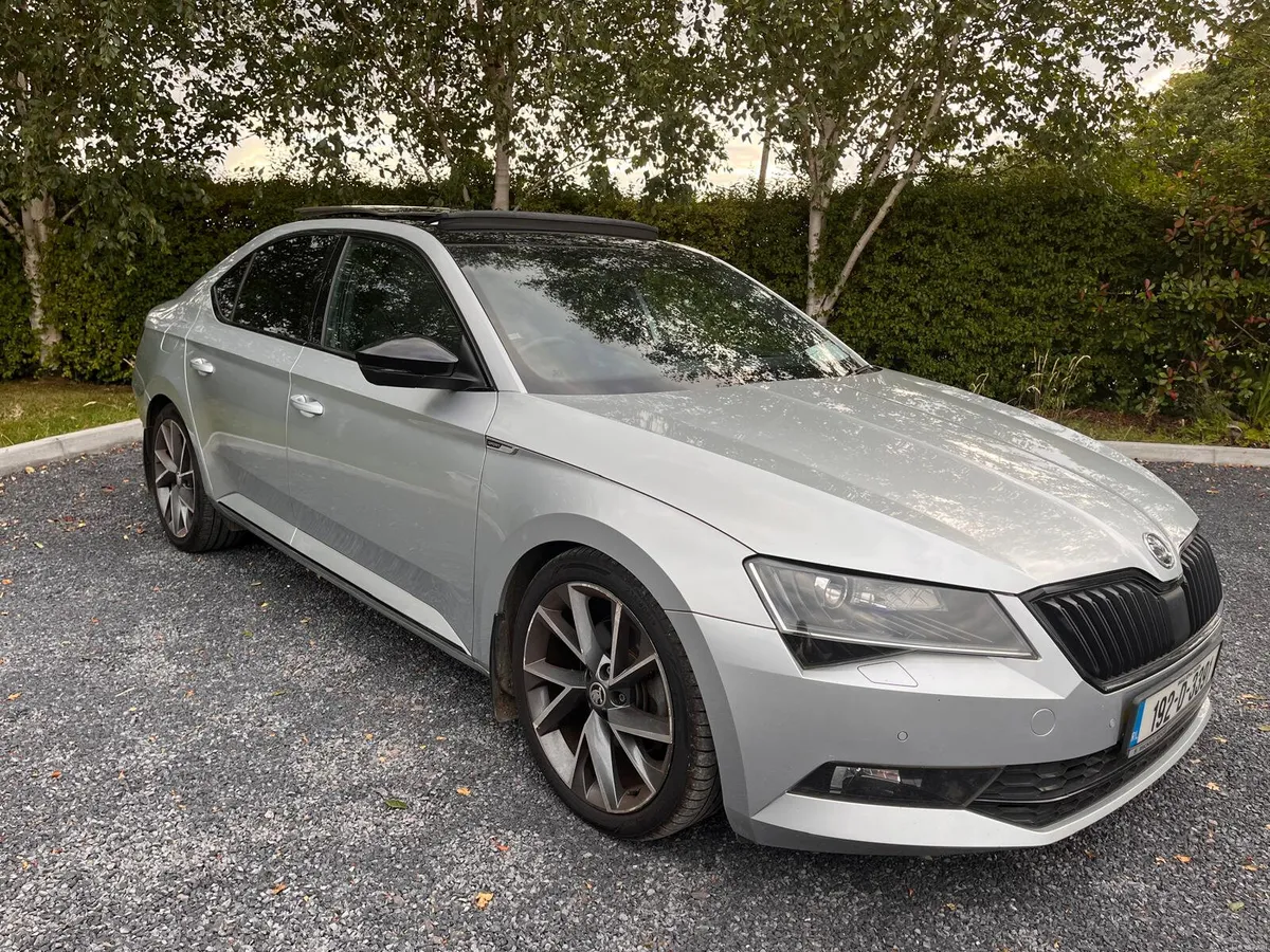 Skoda Superb 2.0TDI 150BHP SPORTLINE - Image 1