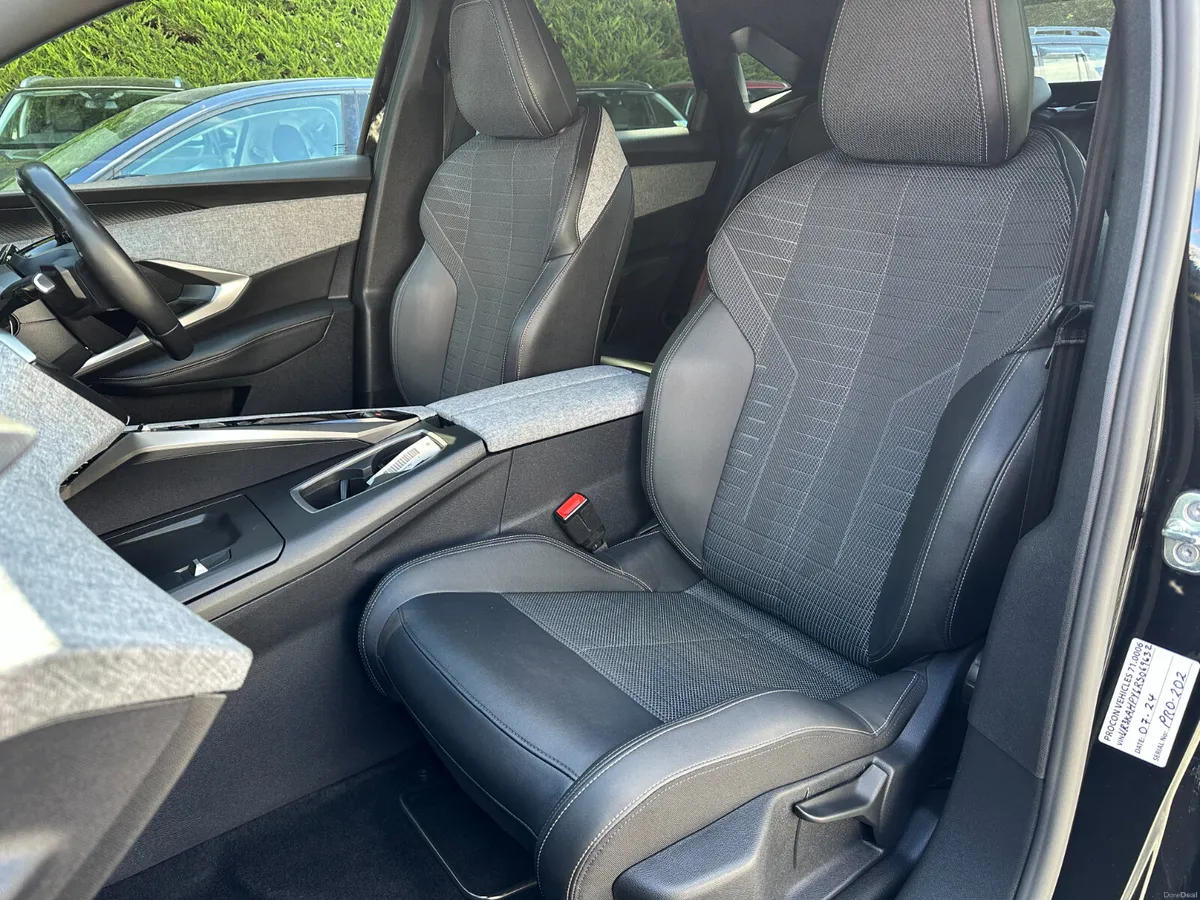 Peugeot 3008 Allure 1.2 Hybrid - Image 6
