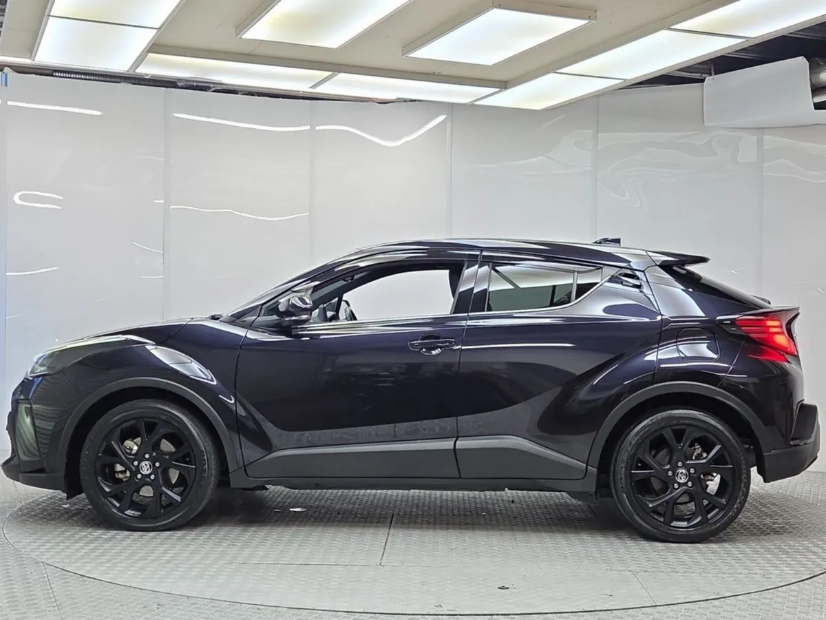 Toyota C-HR G 1.8 Hybrid *Top spec* - Image 5