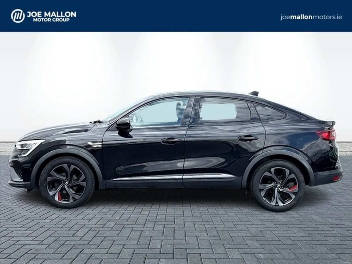 Renault Arkana R.S. LINE TCE 140 AUTO MILD HYBRID - Image 4