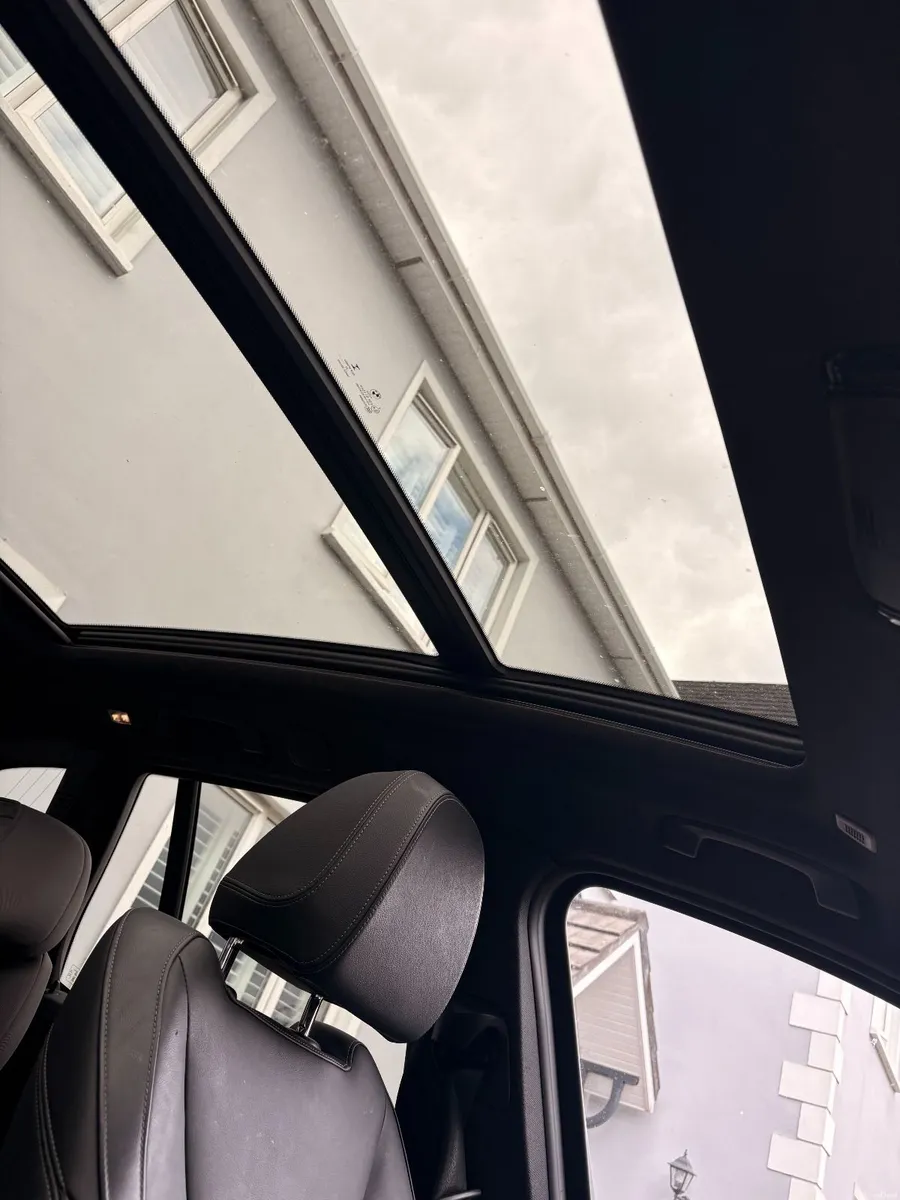 BMW IX3 Premier Edition 2022/Excellent Condition - Image 6