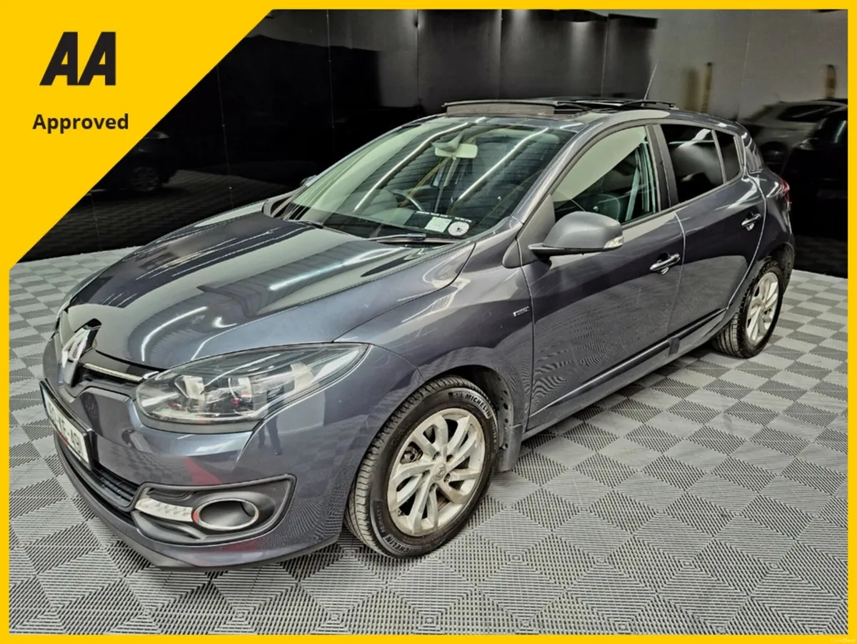 🔥2015 Renault Megane🔥(Pan Roof+Ltd Edition!) - Image 3
