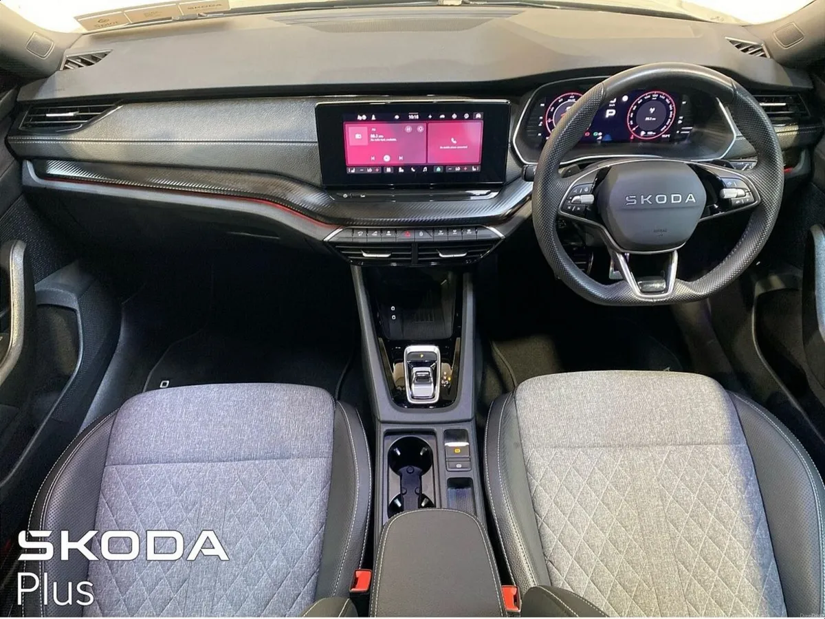 Skoda Octavia Combi Sportline 2.0TDI 150bhp DSG - Image 2