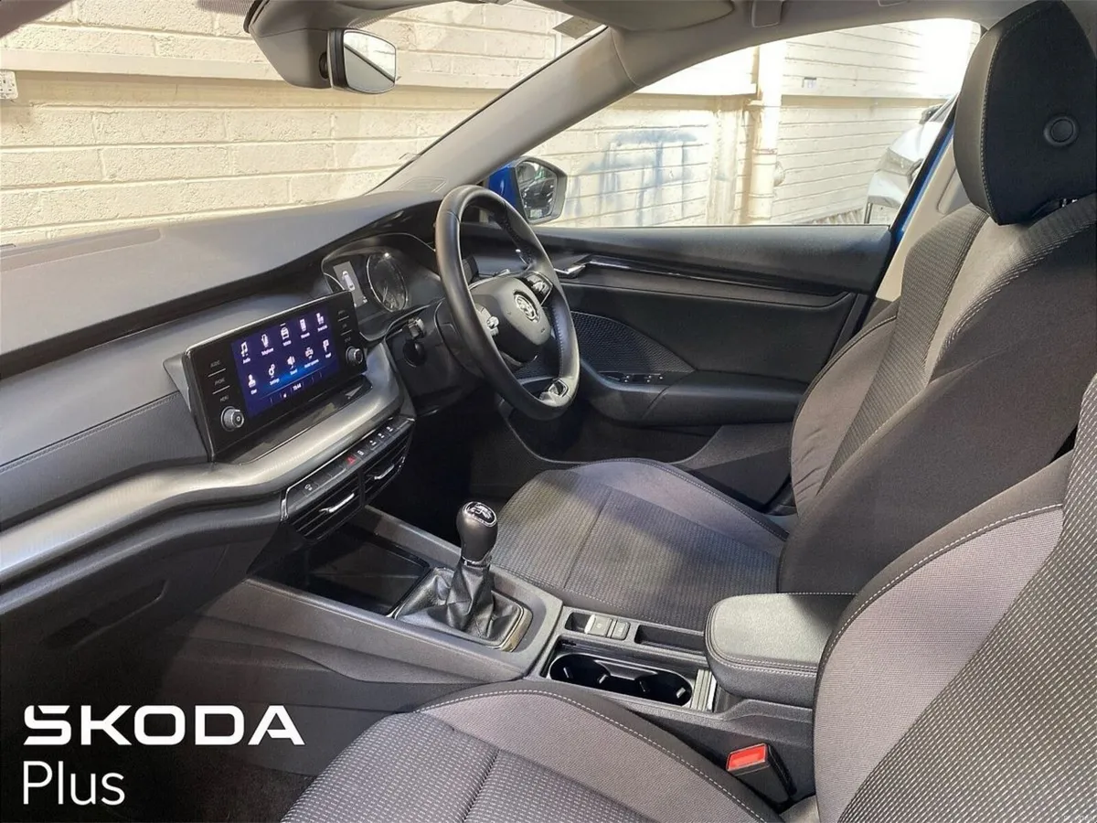 Skoda Octavia Combi Ambition 1.0TSI 110bhp - Image 4