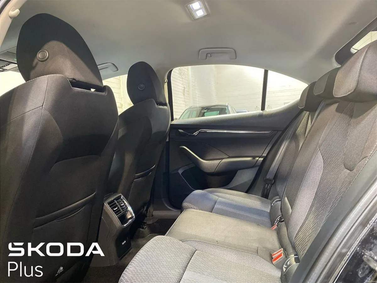 Skoda Octavia Style 2.0TDI 115bhp - Image 6