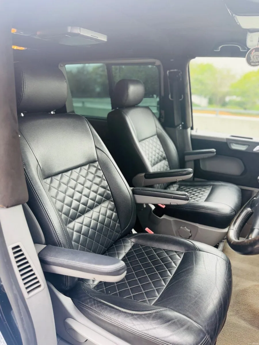 Volkswagen Caravelle Executive - Image 5