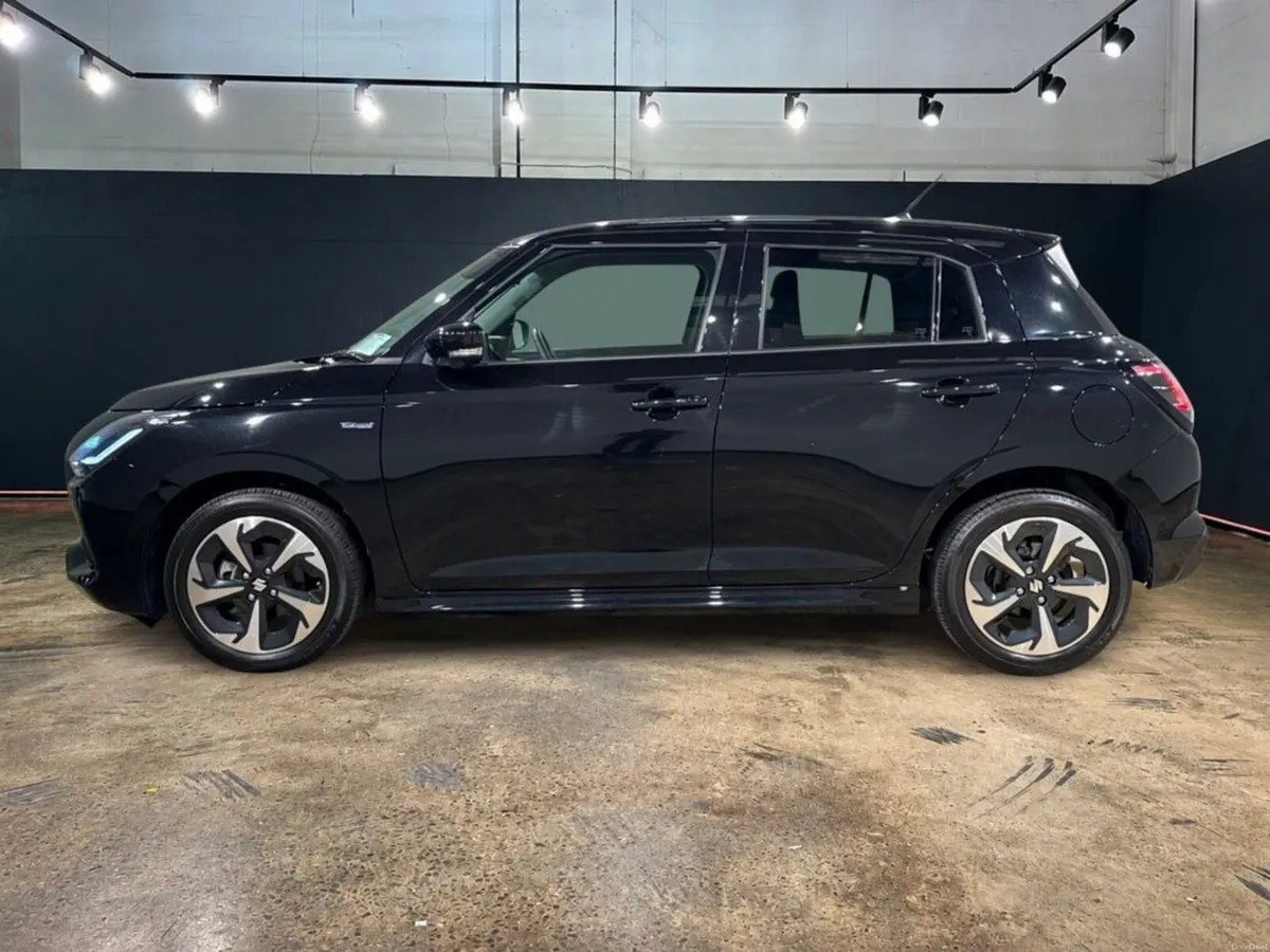 Suzuki Swift 1.2 HYBRID AUTOMATIC - MZ EDITION - U - Image 6