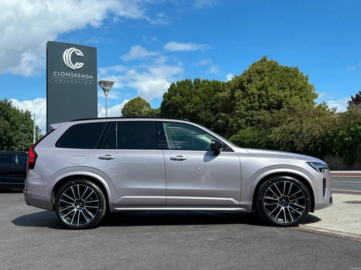 Volvo XC90 T8 ULTRA AWD - Image 2