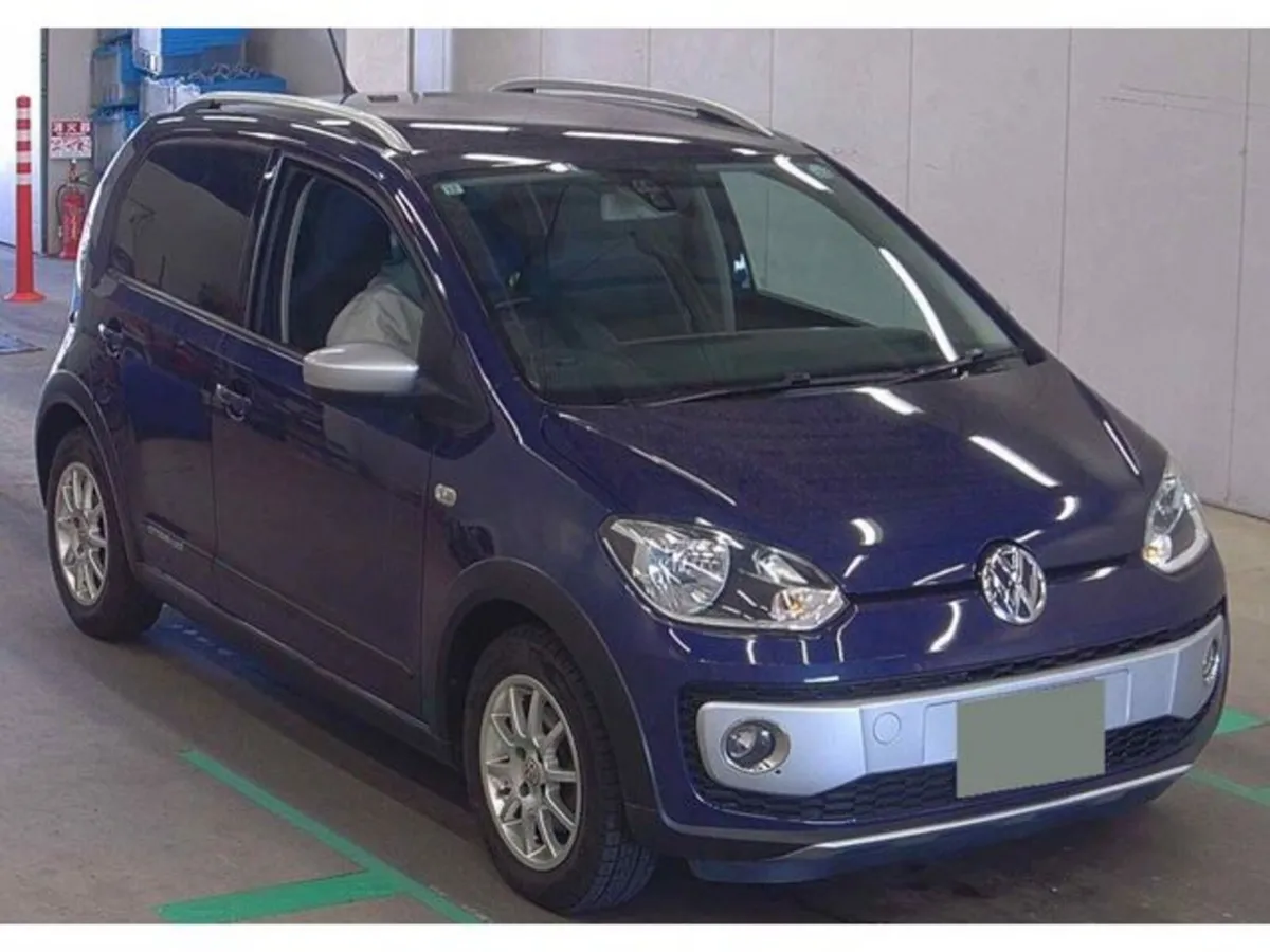 Volkswagen up! 1.0 Cross Up Petrol Auto - Image 2