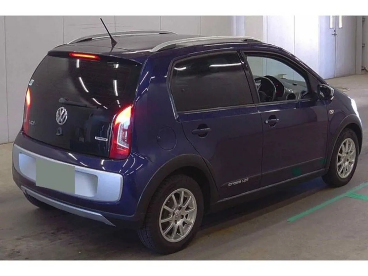 Volkswagen up! 1.0 Cross Up Petrol Auto - Image 4