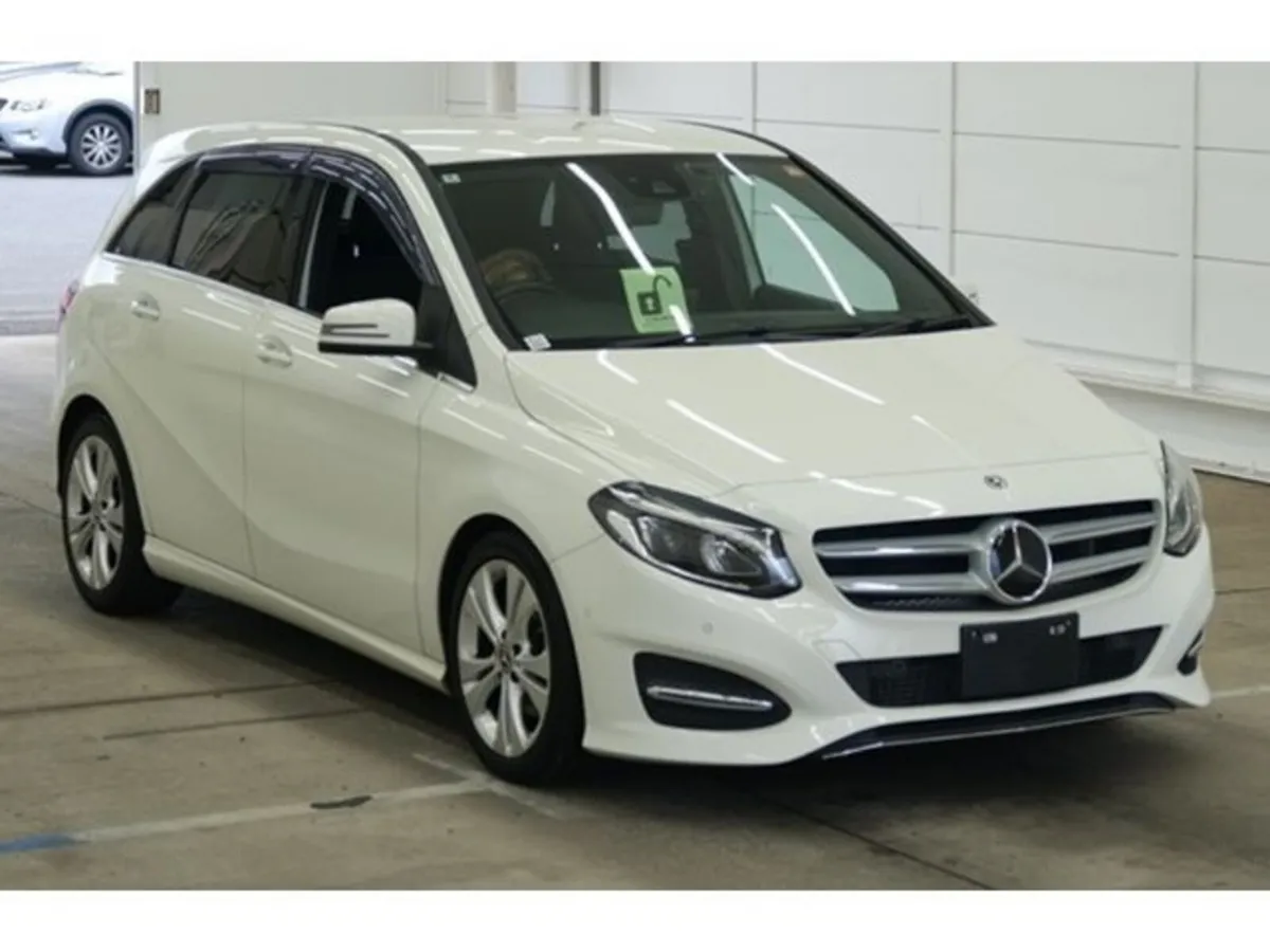 Mercedes-Benz B-Class 1.6 B180 Petrol Auto - Image 1