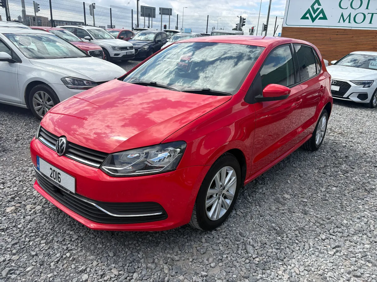VW POLO 1.2 TSI AUTO TRENDLINE*LOW LOW MILEAGE* - Image 2