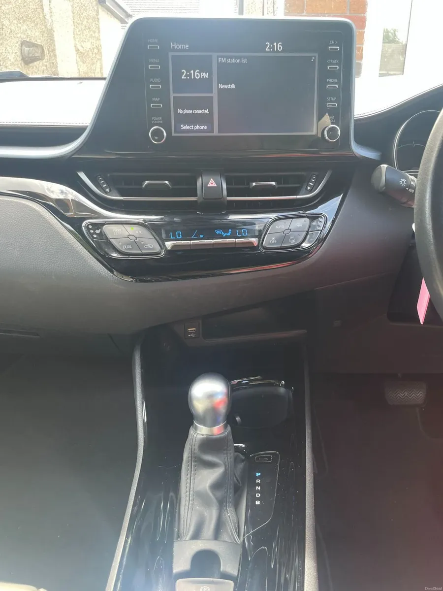Toyota C-HR 2021 - Image 3