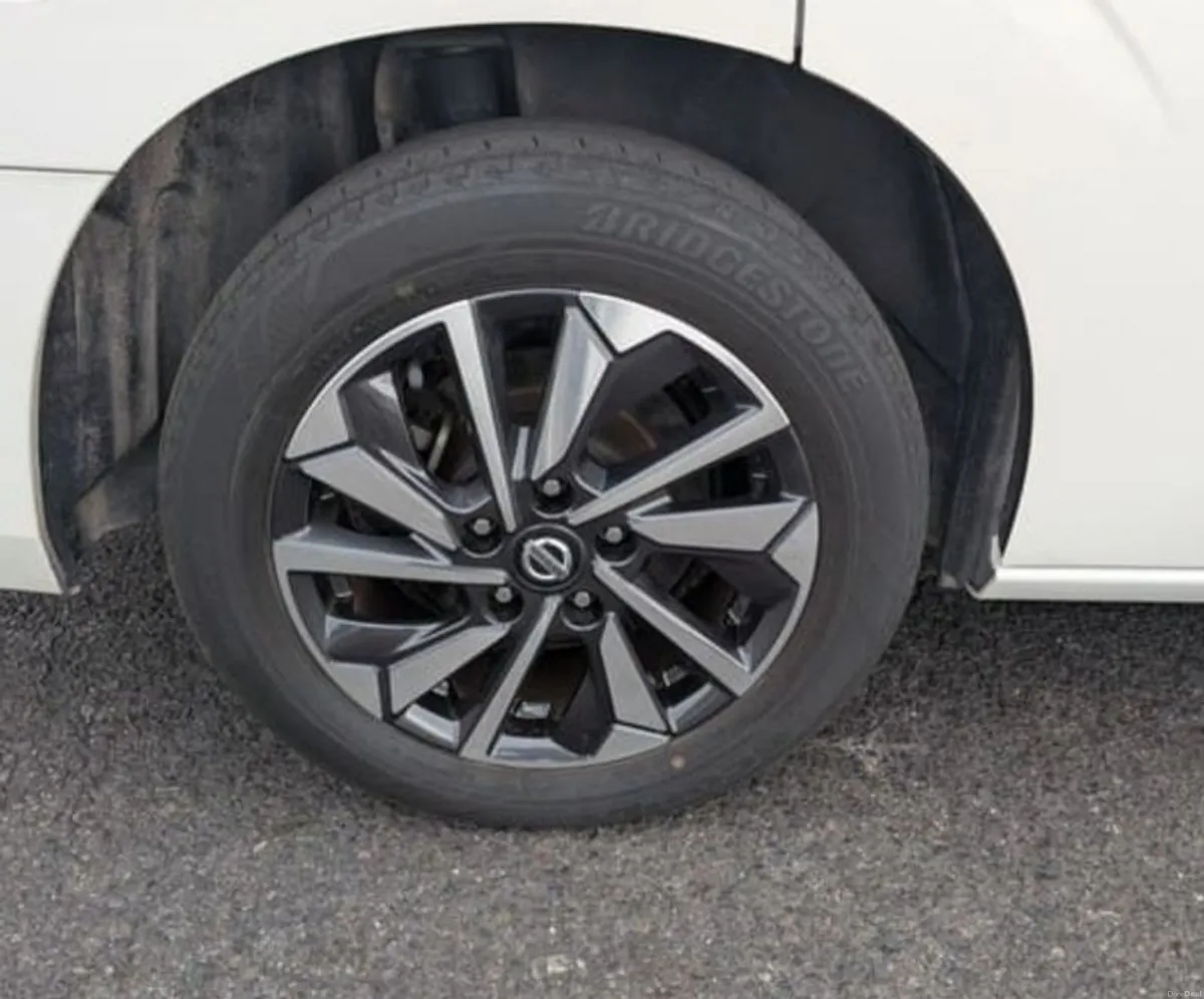 Price reduced 2020 Nissan Serena 8 Seater 2L Hybrid Excellent Condition - Image 4