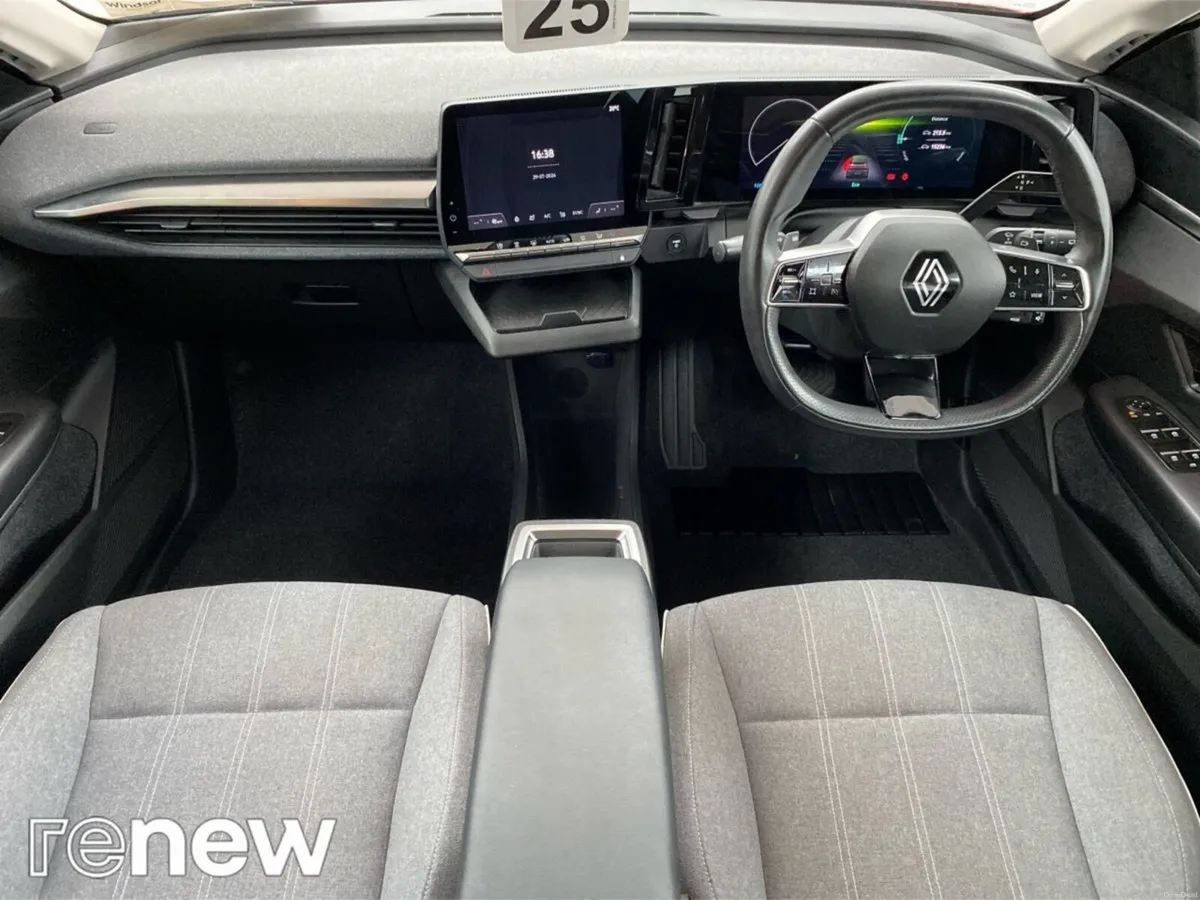 Renault Megane E-Tech EV60 220hp Equilibre - Image 2