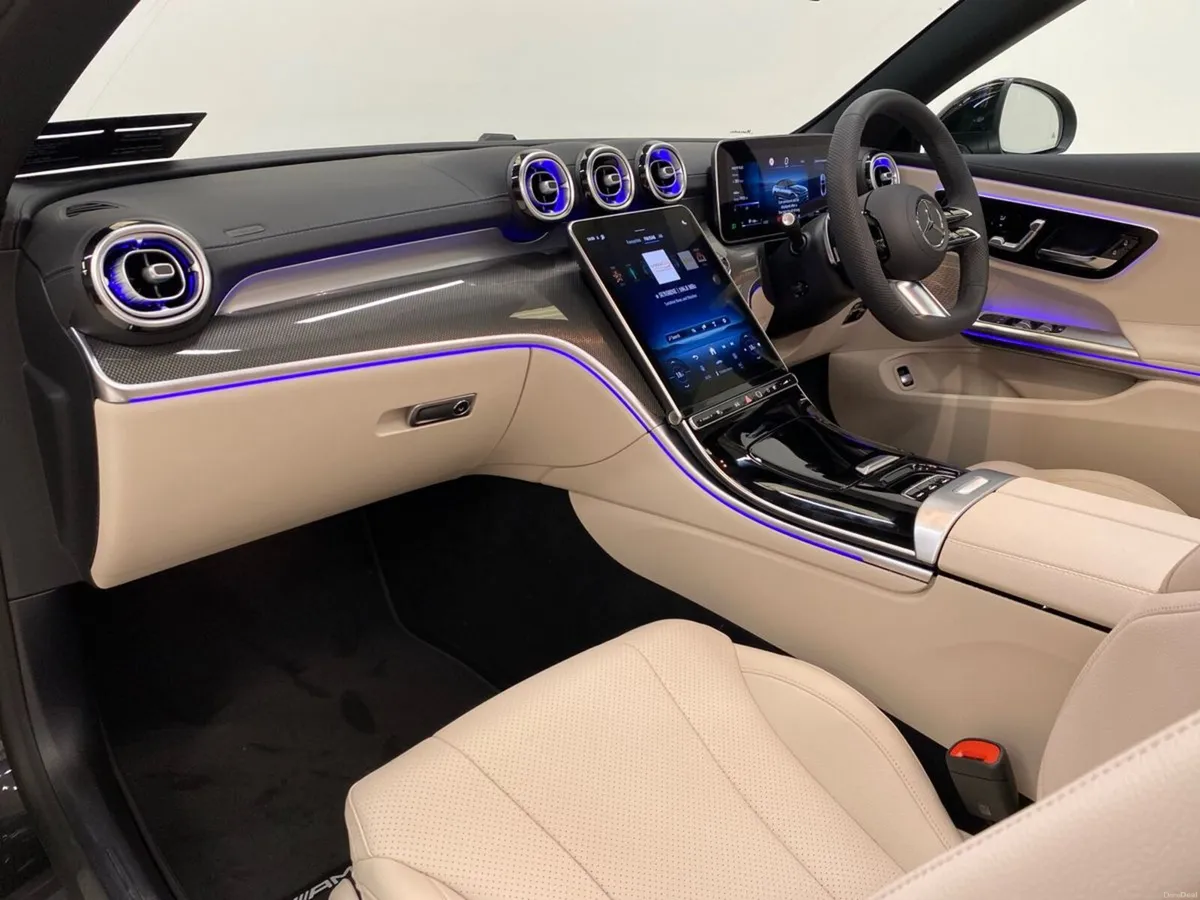 Mercedes-Benz CLE CLE 220D CABRIOLET AMG LINE + - Image 6