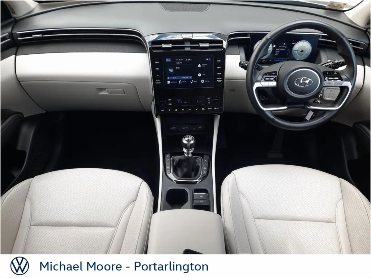 Hyundai Tucson 2WD Executive - Image 2