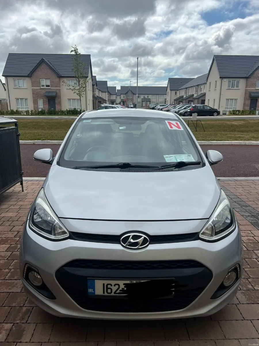 Hyundai i10 2016 Deluxe Edition - Image 2