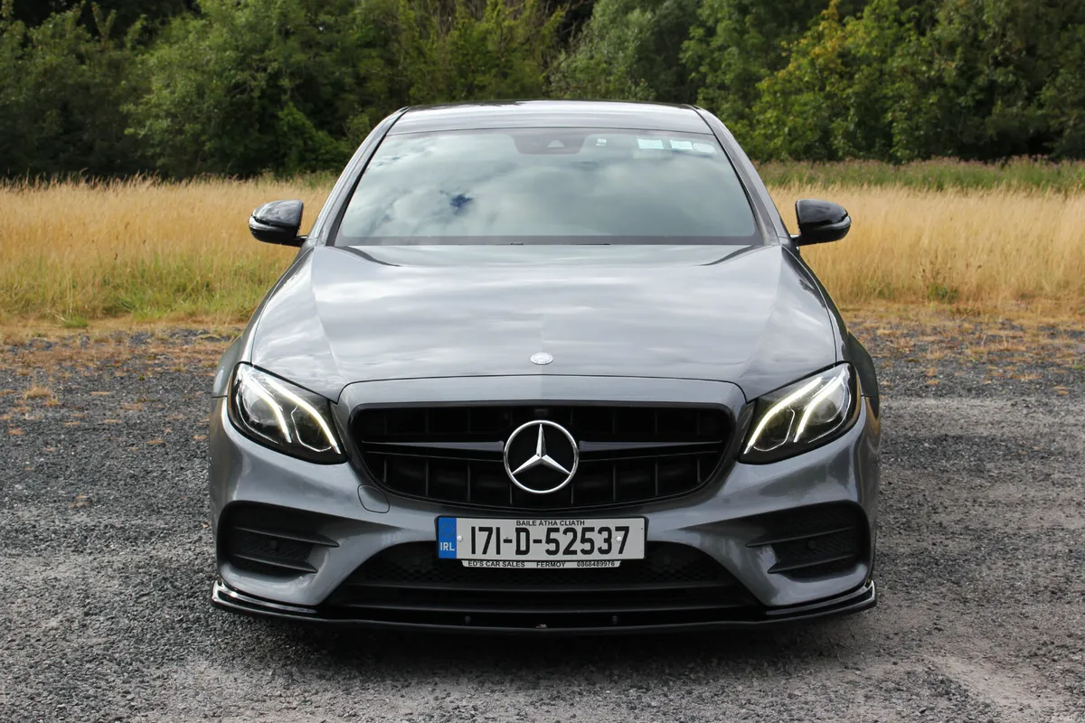 Mercedes E220D AMG/TOP SPEC/KITTED/DIGITAL CLOCKS! - Image 3