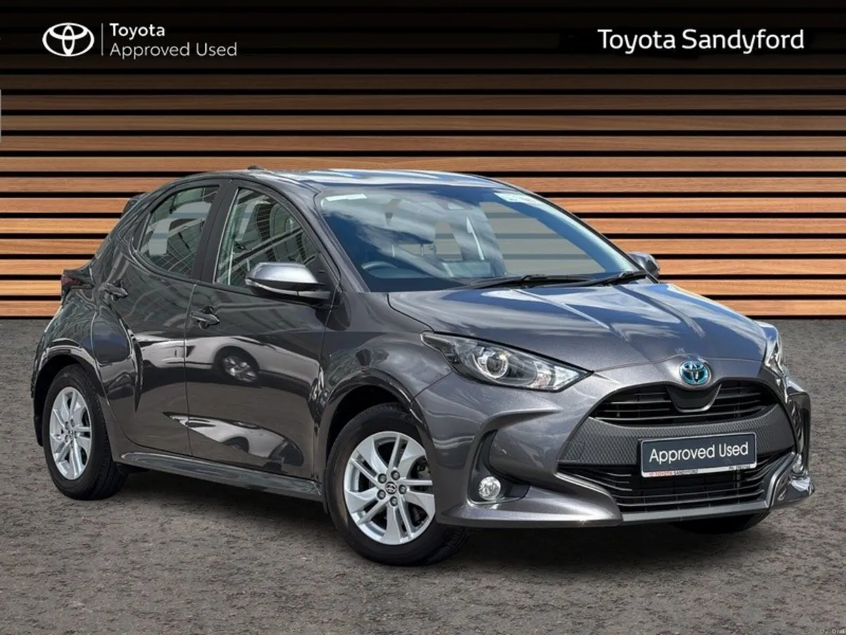 Toyota Yaris HYBRID LUNA // REAR CAMERA // TOYOTA - Image 1