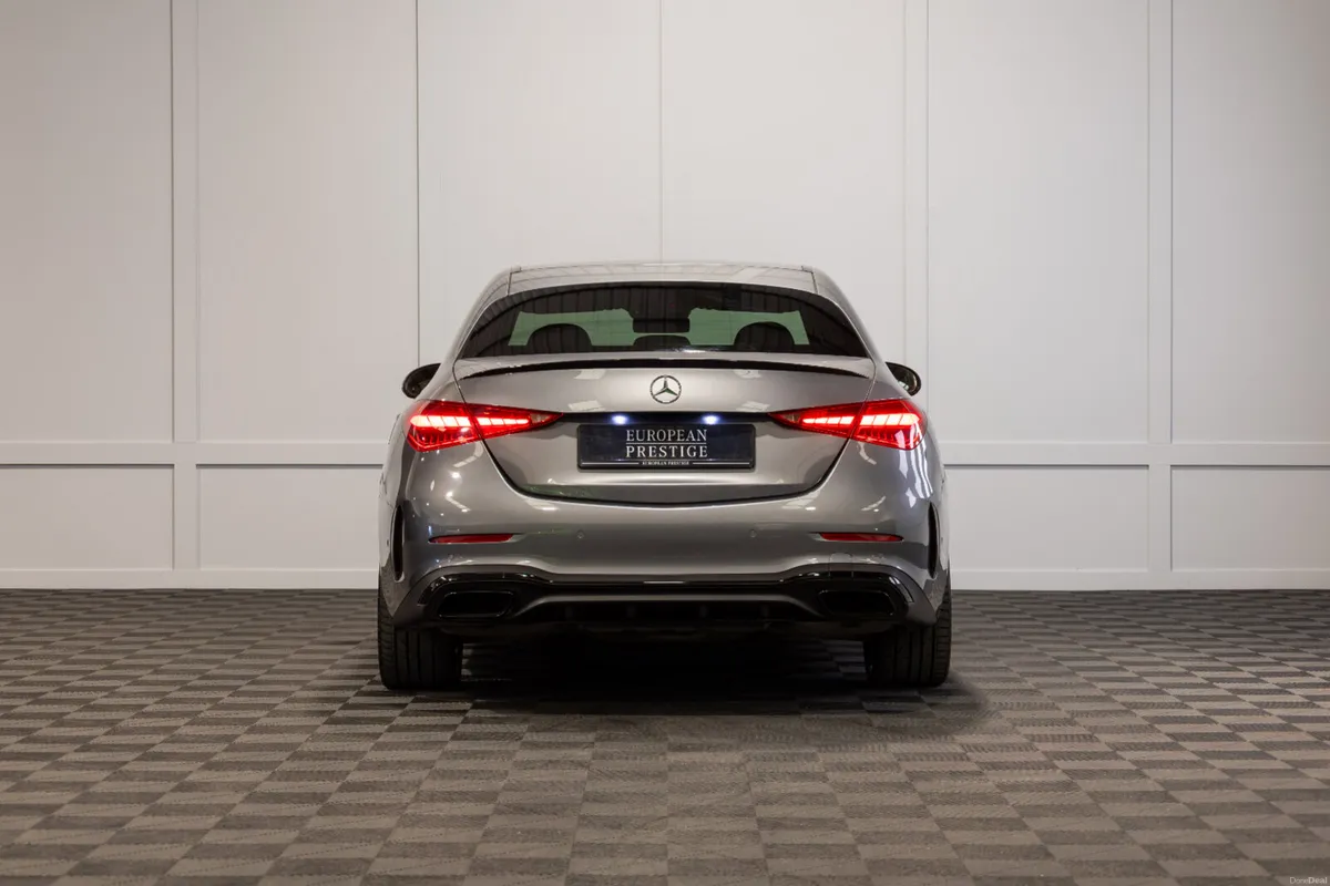 222 Mercedes-Benz C-Class C300e AMG Line Premium - Image 5