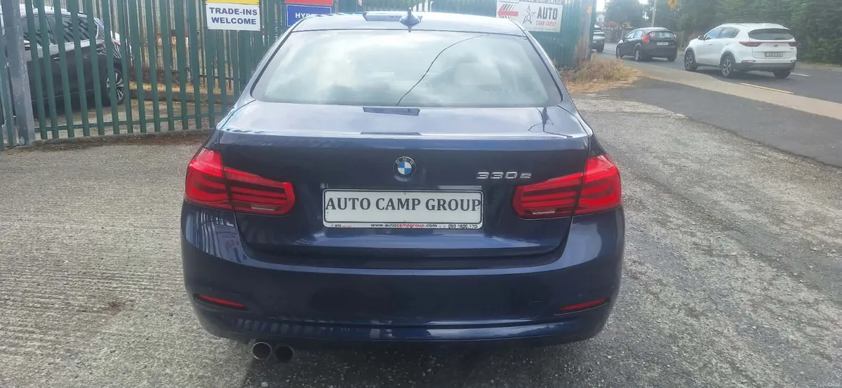 BMW 330e SE Petrol Plug-in Hybrid - Image 6