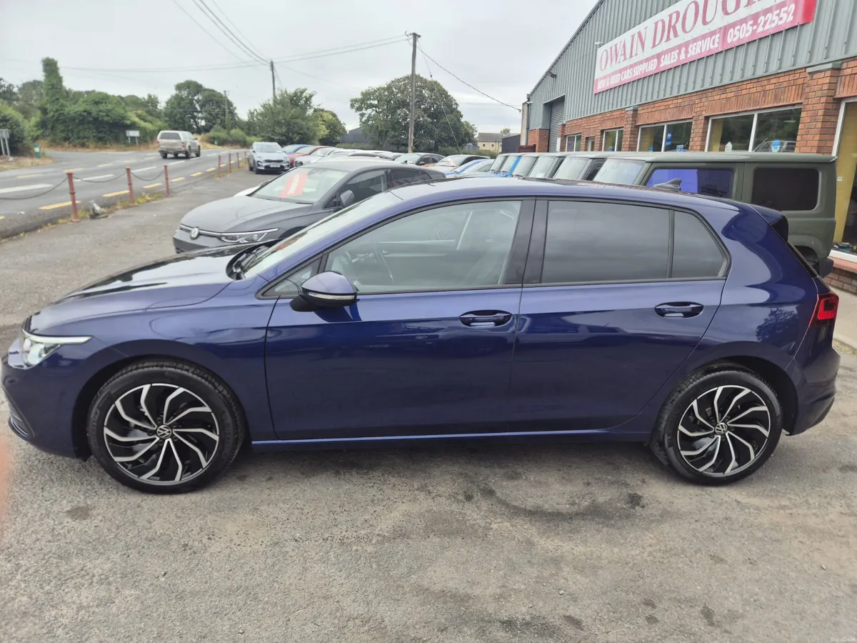 2023 VOLKSWAGEN GOLF TDI ONLY 8KMS - Image 3