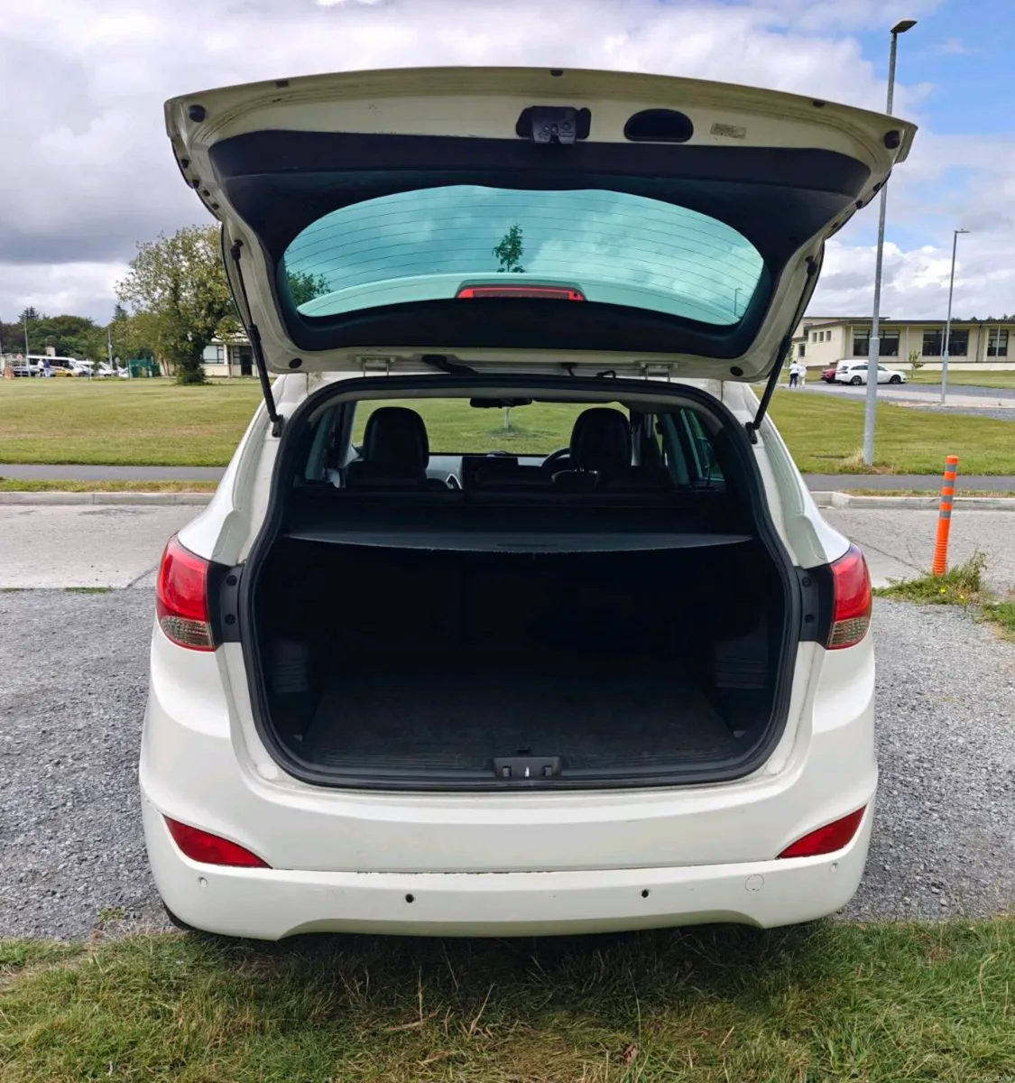 Hyundai ix35 high spec - Image 5
