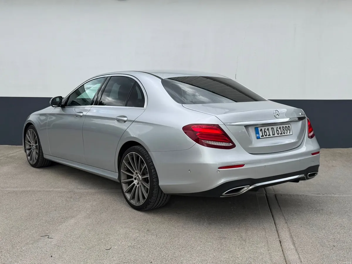 2016 MERCEDES BENZ E220 AMG LINE - Image 6