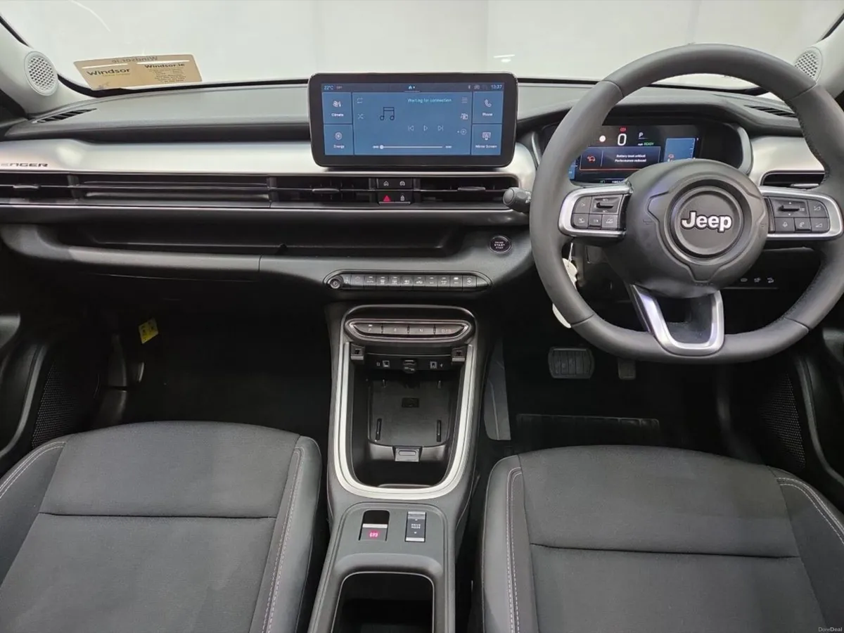 Jeep Avenger Summit 156 Electric 54kWh Auto - Image 3