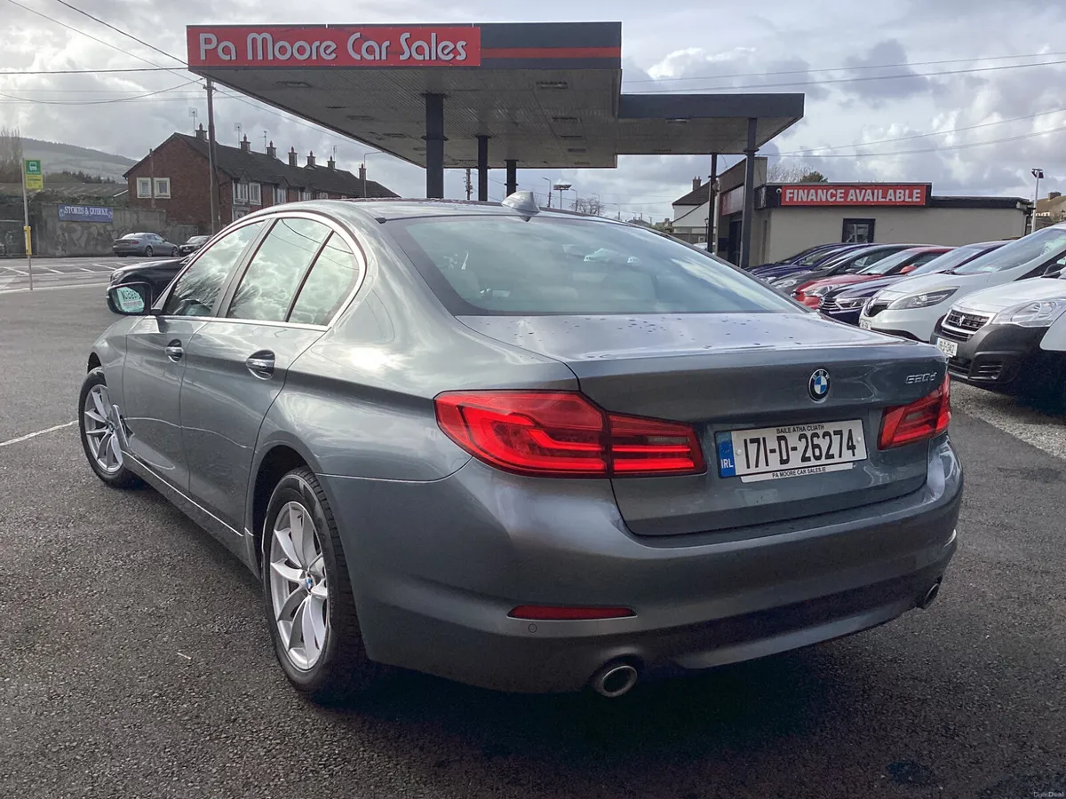 BMW 5-Series ** AUTO * SAT NAV - Image 6