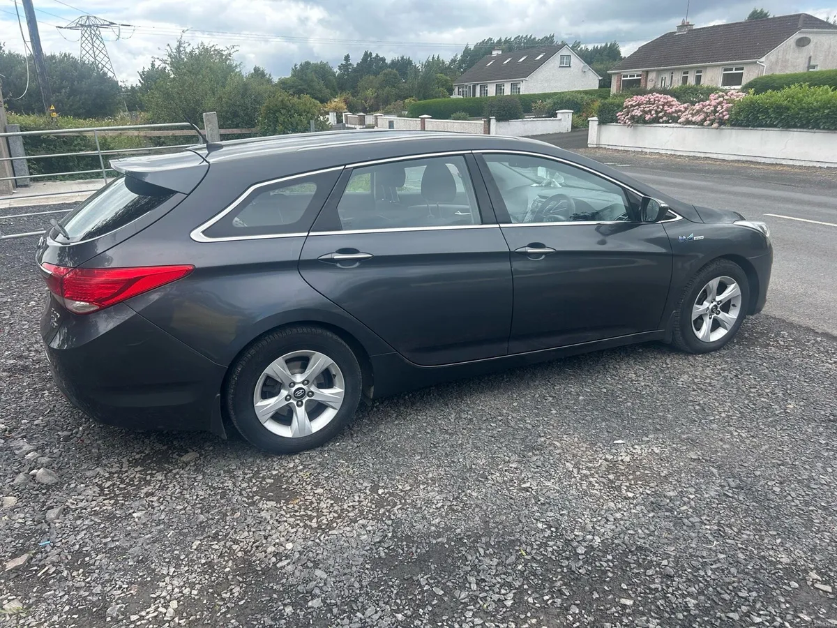 2014 Hyundia 140 NCT 02,27 tax 09,26 - Image 1