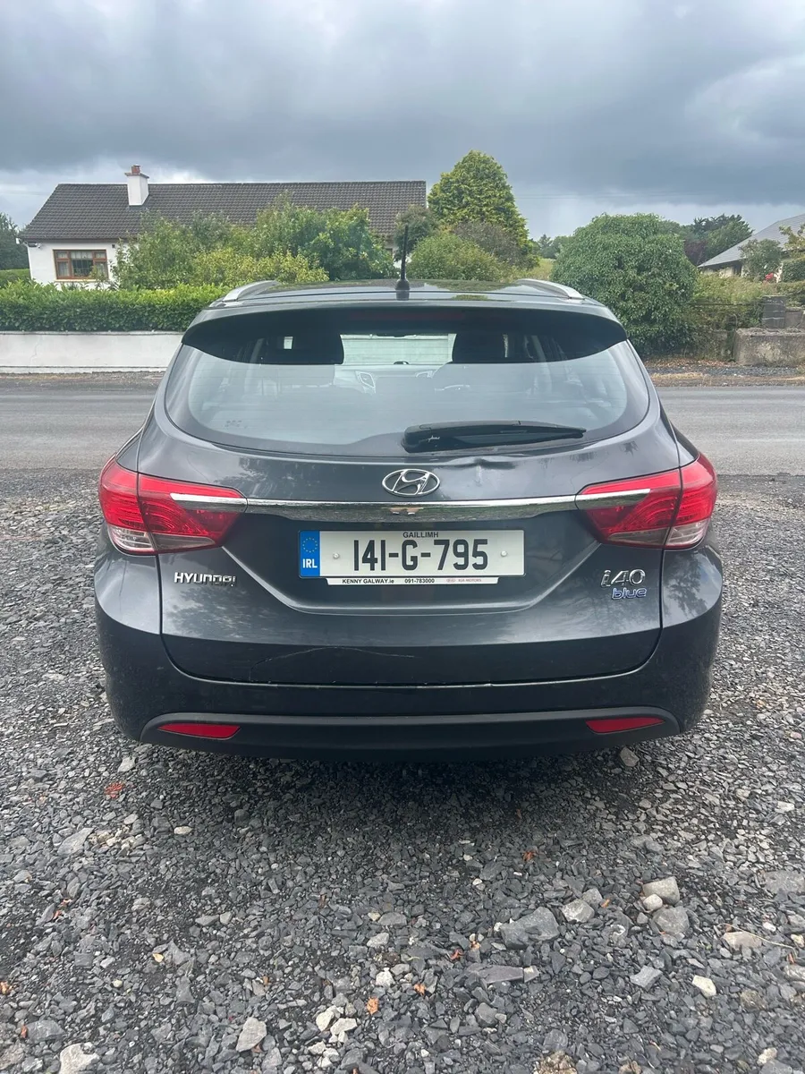 2014 Hyundia 140 NCT 02,27 tax 09,26 - Image 4