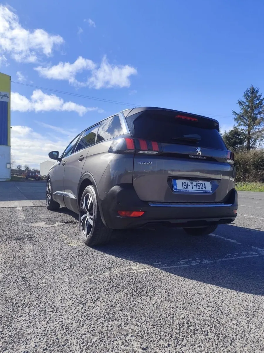 Peugeot 5008 2019 - Image 3