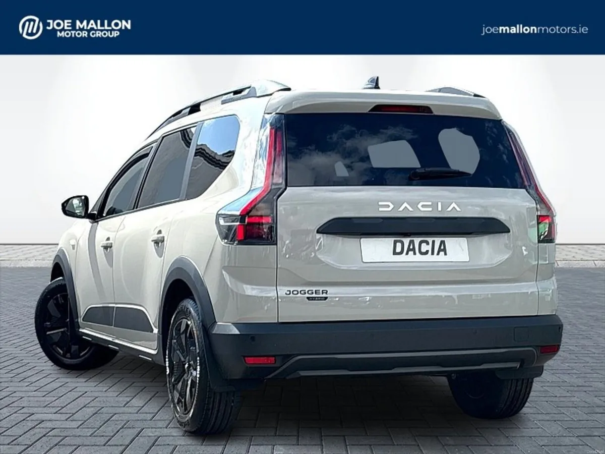 Dacia Jogger HEV 155 Expression Auto - Image 2
