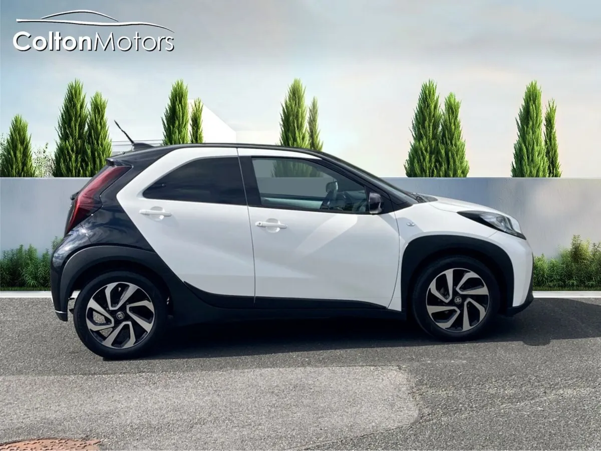 Toyota Aygo X 1.0 Design - Image 3