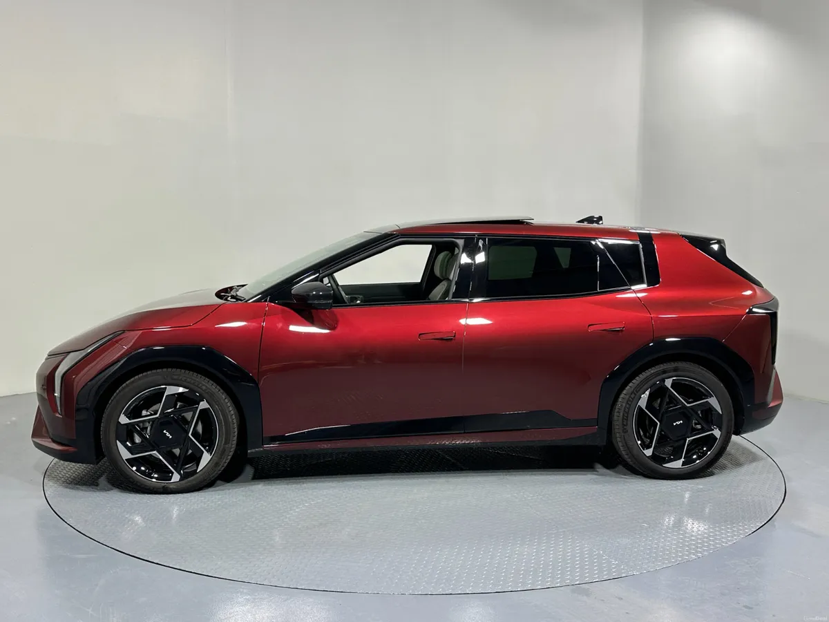 Kia EV4 GT Line Hatchback 81.4 Kw/h 630Kms 261 - Image 4