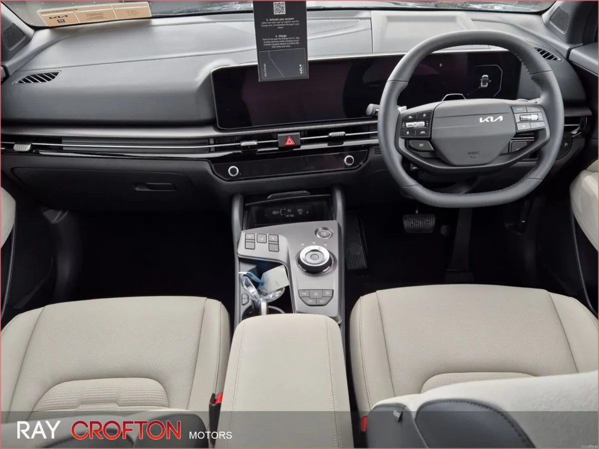 Kia Sportage Black Edition PHEV *0% APR* - Image 4