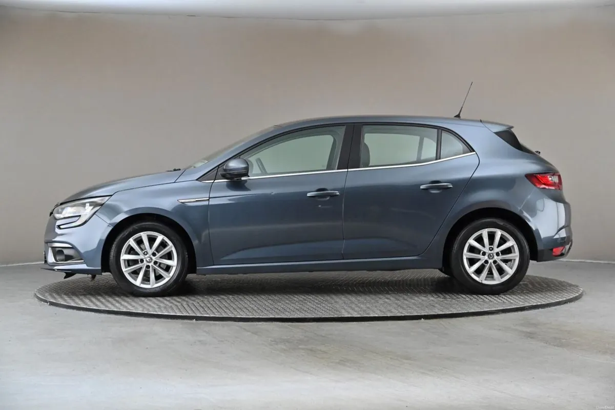 Renault Megane 1.5 DCI 6SPD DYNAMIQUE SAT NAV - Image 5