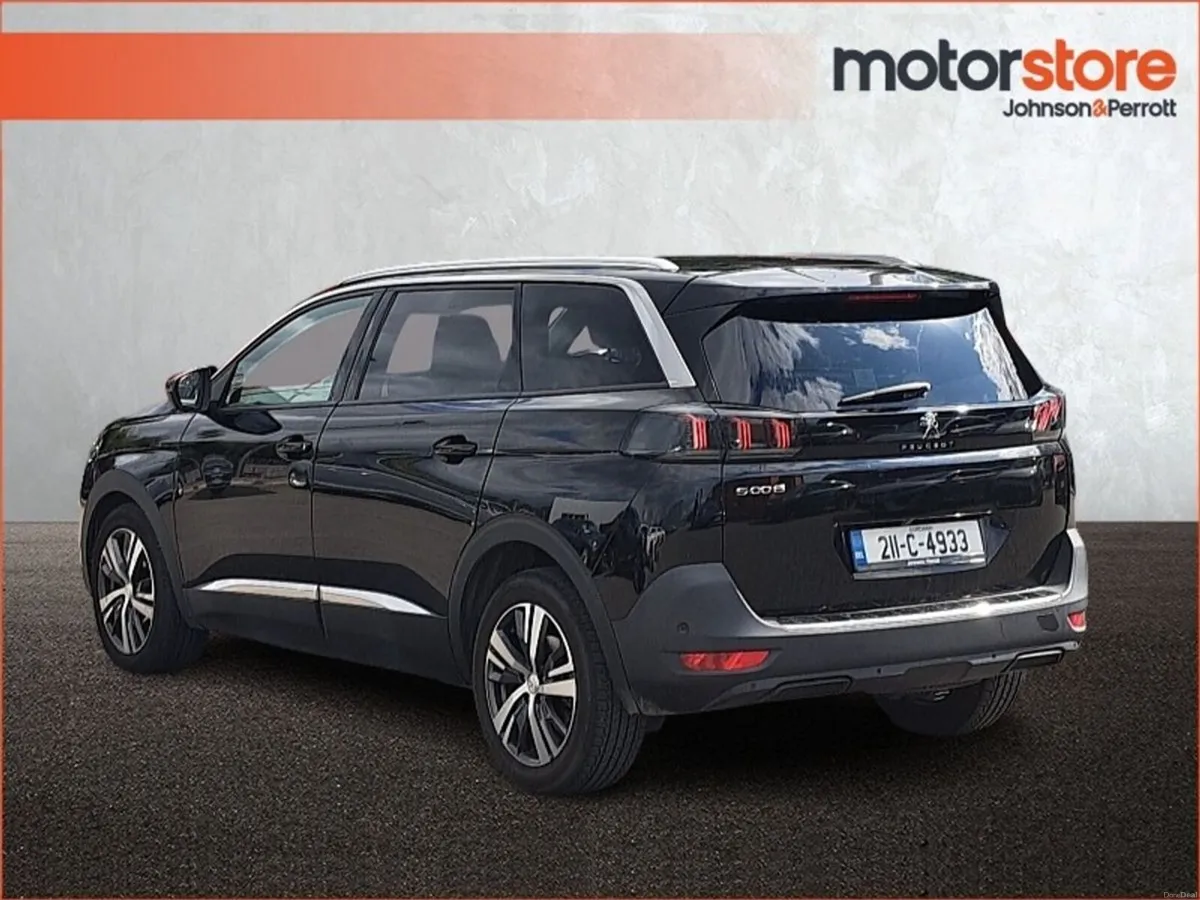 Peugeot 5008 1.5 BlueHDi 130bhp Allure - Image 2