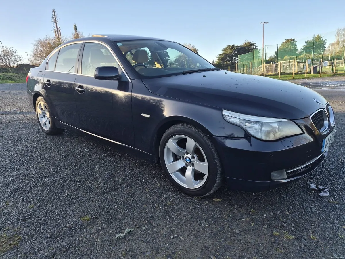 BMW 5-Series 2007 - Image 1