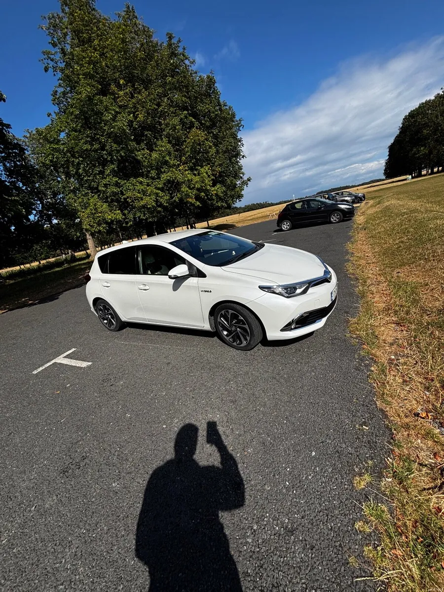 Toyota Auris 2017 - Image 1