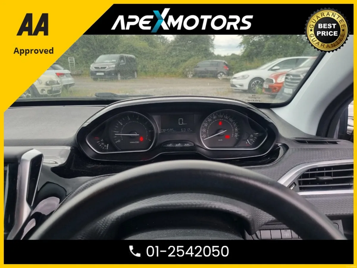 Peugeot 2008 FINANCE ARRANGED * 1.2 PETROL 5DR HAT - Image 4