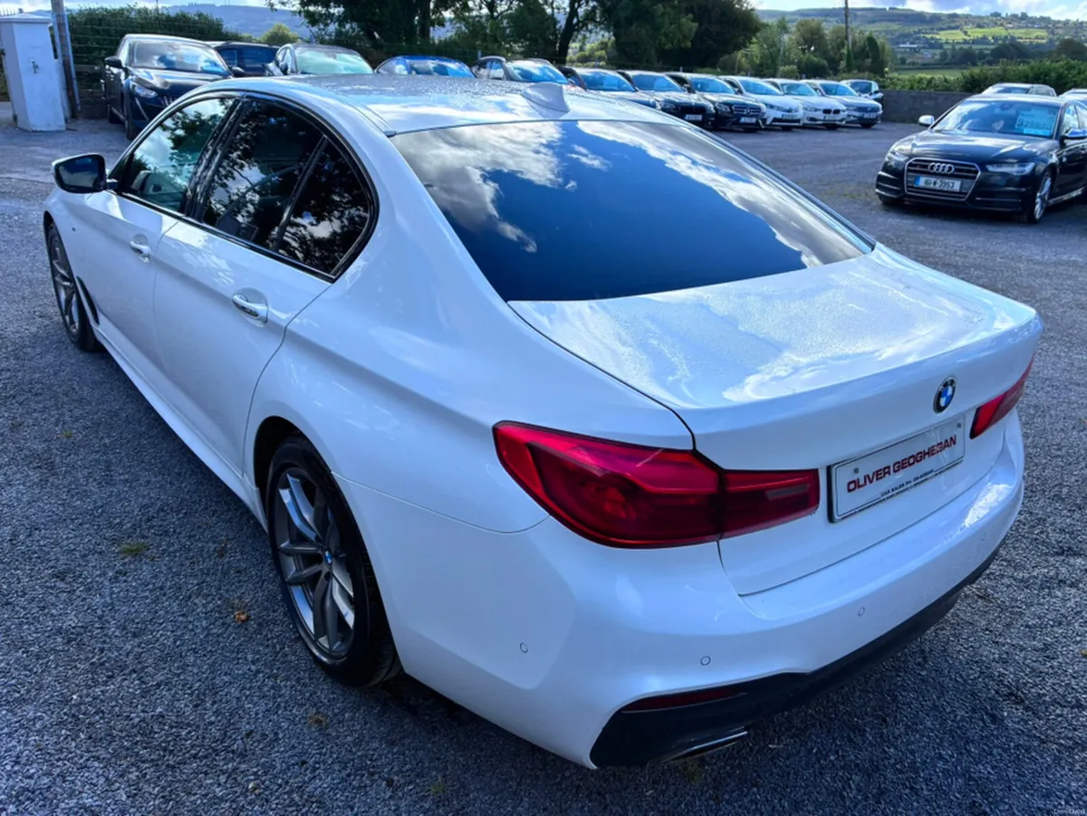 BMW 5-Series 520D M SPORT AUTO G30 - Image 3