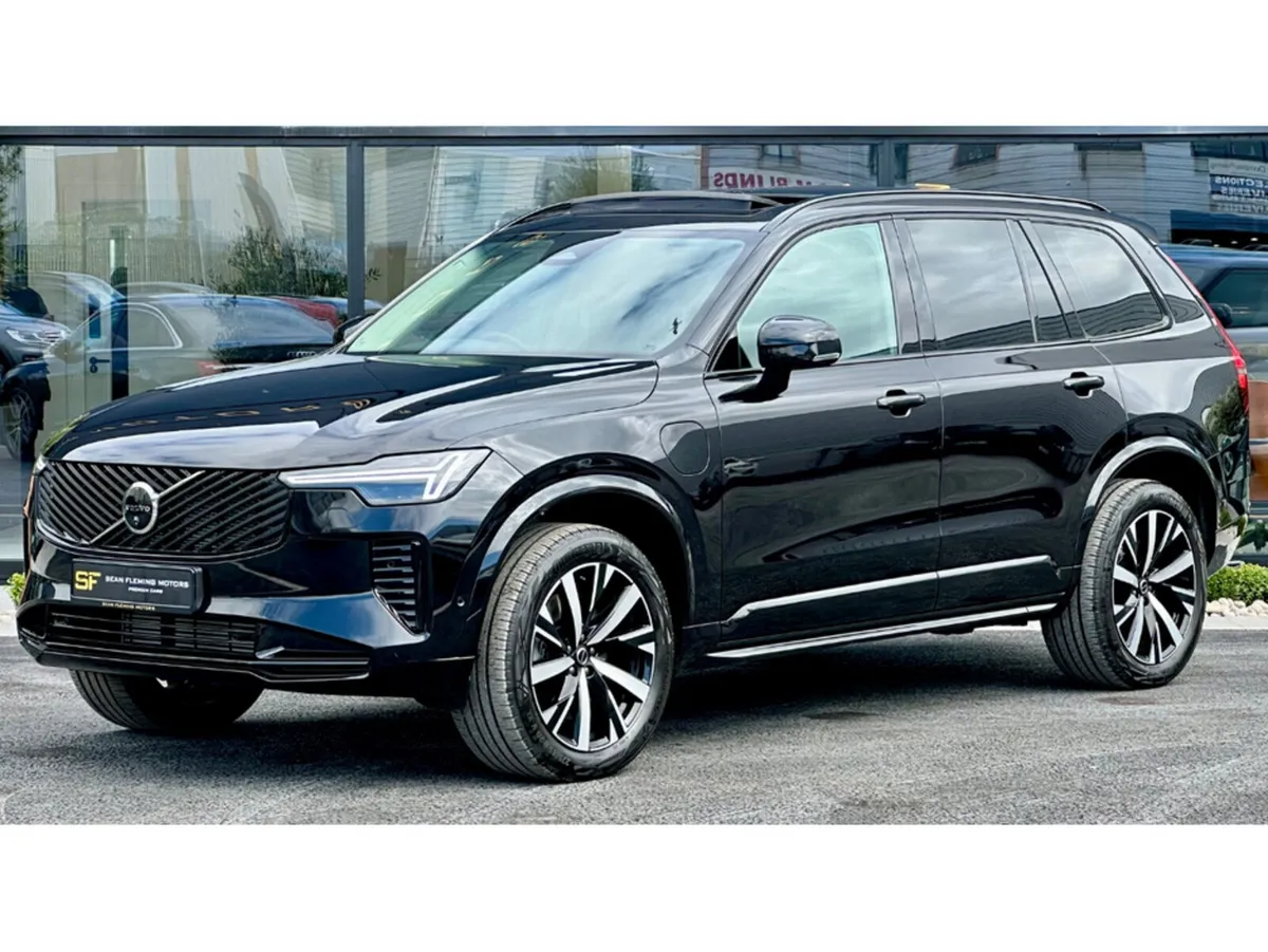 Volvo XC90 T8 Plus Dark AWD - Image 2
